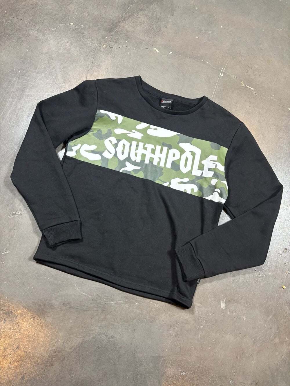 Southpole Camo Panel Sweatshirt Black youth XL